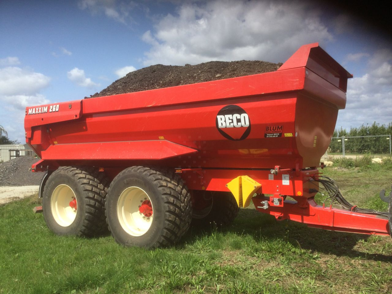 Beco Maxxim 260 - Sklápěcí přívěs: obrázek 2 Beco Maxxim 260 - Sklápěcí přívěs: obrázek 2