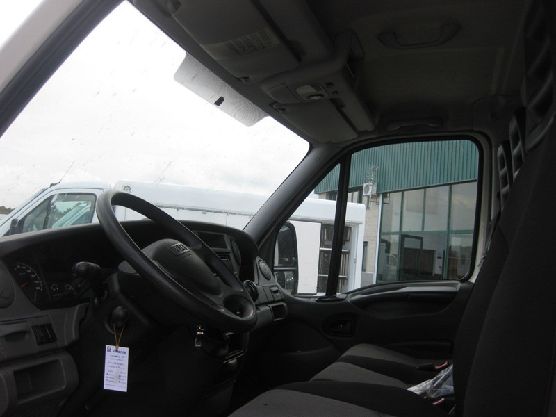 IVECO 35C15 CAJA CERRADA leasing IVECO 35C15 CAJA CERRADA: obrázek 7