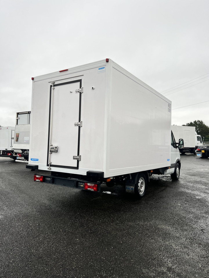 IVECO FRIGORIFICO - Chladící dodávka: obrázek 2 IVECO FRIGORIFICO - Chladící dodávka: obrázek 2
