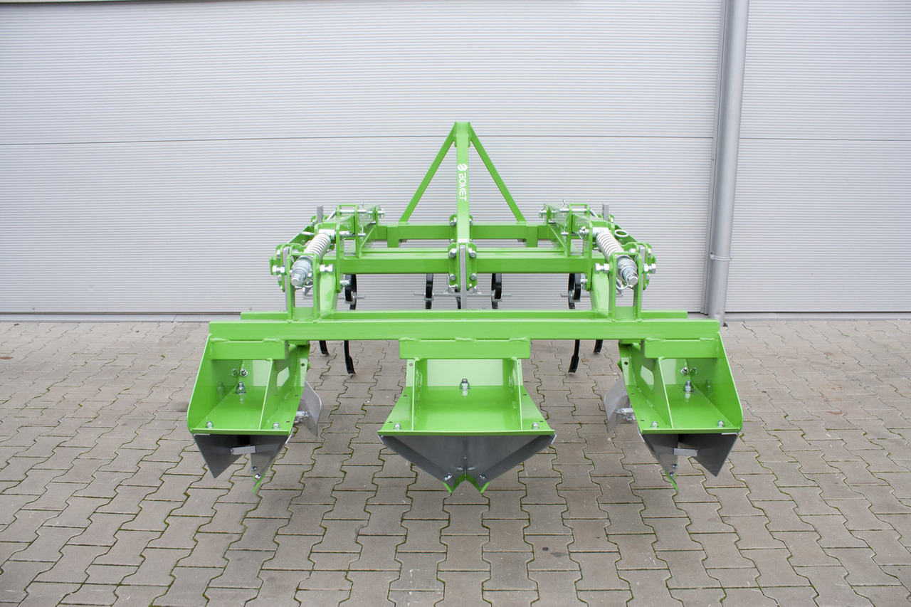 BOMET Obsypnik do ziemniaków z przystawką profilujacą radliny / Kartoffelhäufler mit Zusatzgerät zur Dammformung / Окучники для возделывания картофеля с приставкой, профилирующей гребни / Potato ridging plo - Kultivátor: obrázek 2 BOMET Obsypnik do ziemniaków z przystawką profilujacą radliny / Kartoffelhäufler mit Zusatzgerät zur Dammformung / Окучники для возделывания картофеля с приставкой, профилирующей гребни / Potato ridging plo - Kultivátor: obrázek 2