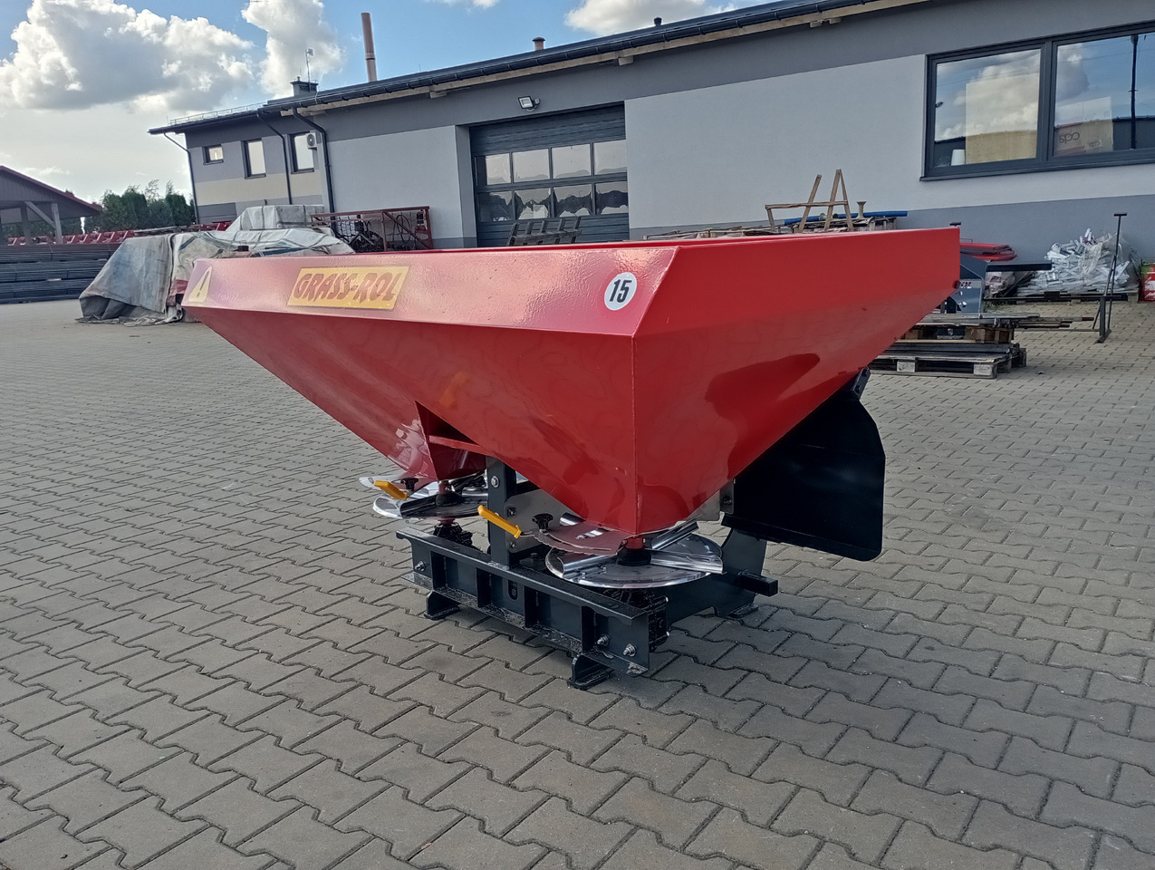 Grass Rol Rozsiewacz nawozów Junior 1200 l/ Düngerstreuer 1200l/ Fertilizer spreader 1200 - Rozmetadlo hnoje: obrázek 3 Grass Rol Rozsiewacz nawozów Junior 1200 l/ Düngerstreuer 1200l/ Fertilizer spreader 1200 - Rozmetadlo hnoje: obrázek 3