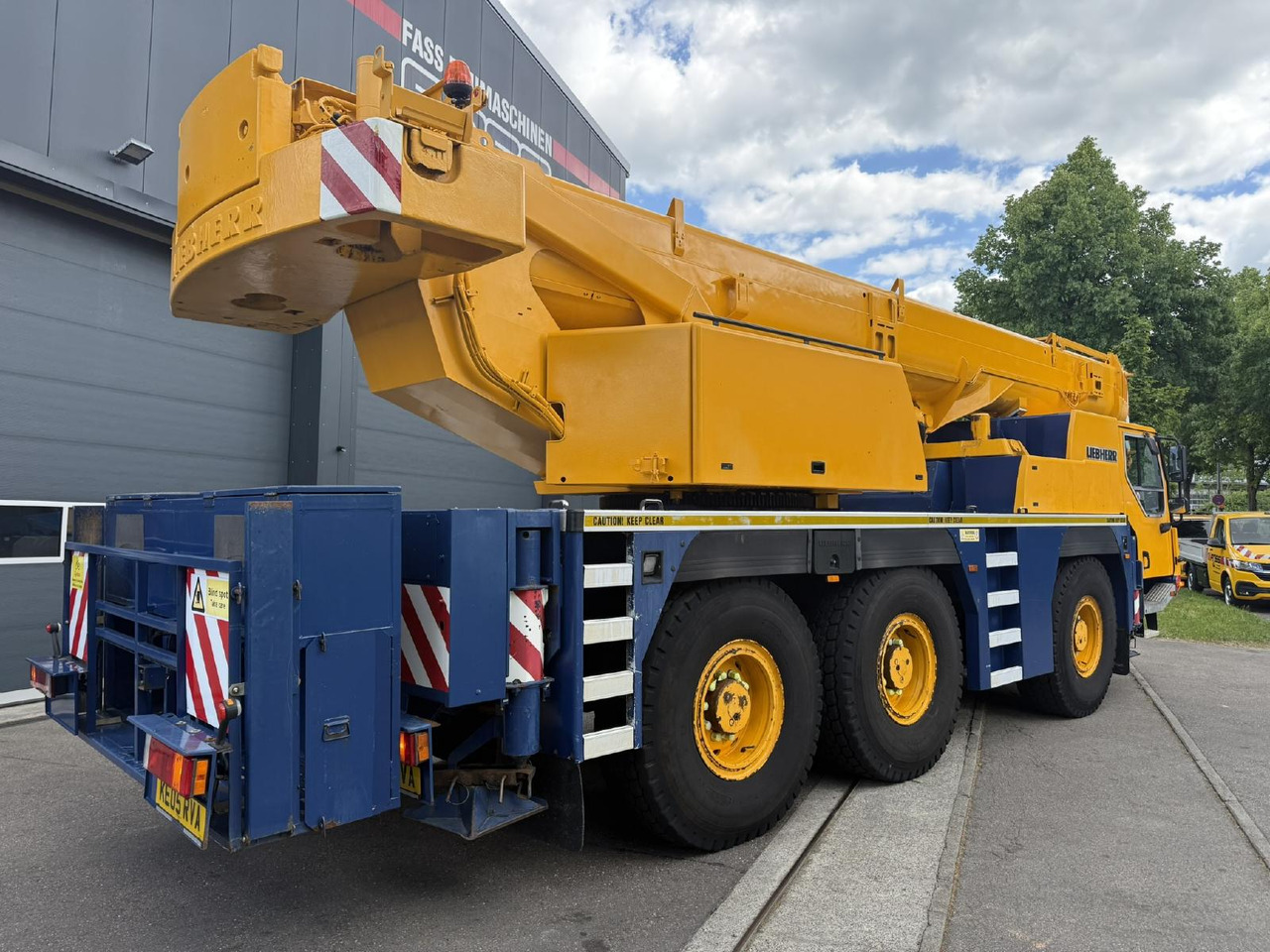 Liebherr LTM 1055-3.1 (05 - 055 855) | 6 x 6 - Autojeřáb: obrázek 3 Liebherr LTM 1055-3.1 (05 - 055 855) | 6 x 6 - Autojeřáb: obrázek 3