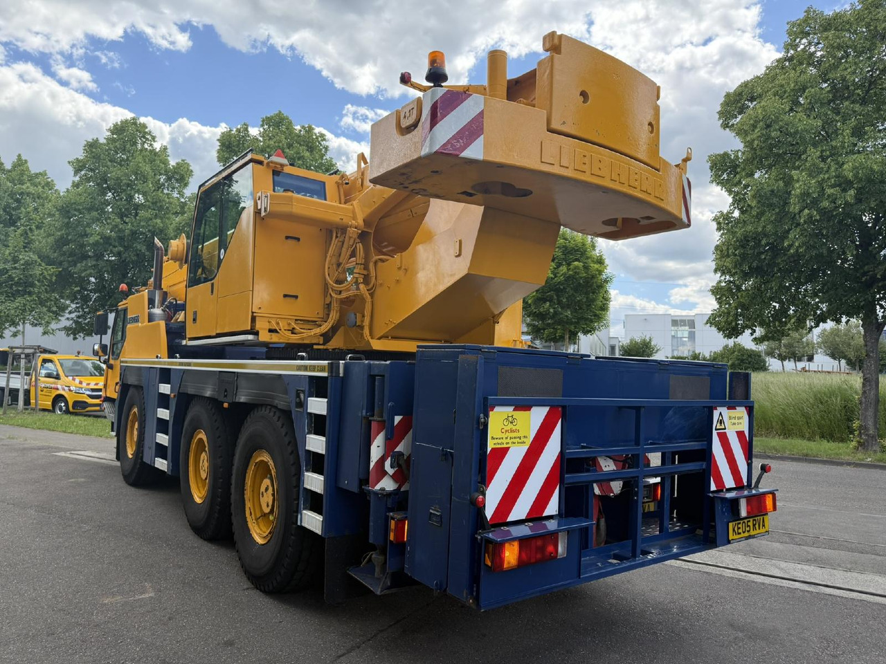 Liebherr LTM 1055-3.1 (05 - 055 855) | 6 x 6 - Autojeřáb: obrázek 4 Liebherr LTM 1055-3.1 (05 - 055 855) | 6 x 6 - Autojeřáb: obrázek 4