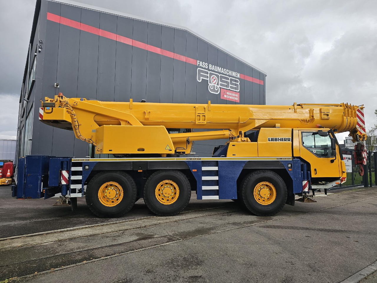 Liebherr LTM 1055-3.1 (06 - 056 016) | 6 x 6 - Autojeřáb: obrázek 5 Liebherr LTM 1055-3.1 (06 - 056 016) | 6 x 6 - Autojeřáb: obrázek 5