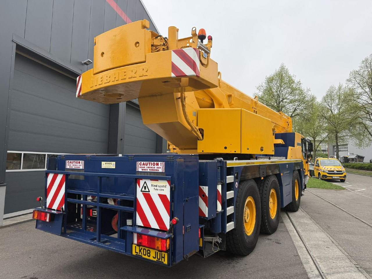 Liebherr LTM 1055-3.2 (08 - 084 745) | 6 x 6 - Autojeřáb: obrázek 4 Liebherr LTM 1055-3.2 (08 - 084 745) | 6 x 6 - Autojeřáb: obrázek 4