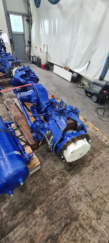 Liebherr Zubehör = LTM 1030-2.1 / diverse Teile und Komponenten - Náhradní díly pro Stavební technika: obrázek 3 Liebherr Zubehör = LTM 1030-2.1 / diverse Teile und Komponenten - Náhradní díly pro Stavební technika: obrázek 3