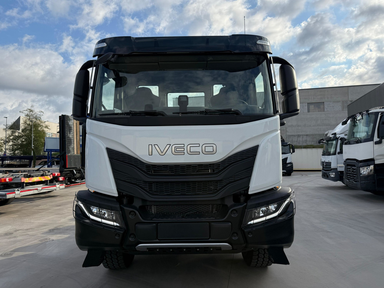 IVECO AD300X46Z OFF X-Way E6 (Chassis) - Podvozek s kabinou: obrázek 3 IVECO AD300X46Z OFF X-Way E6 (Chassis) - Podvozek s kabinou: obrázek 3