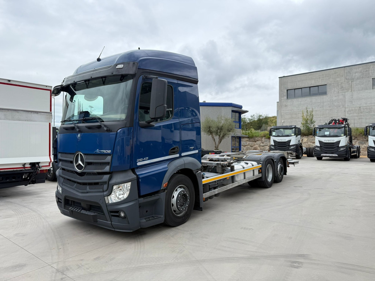 MERCEDES BENZ 25.43L Actros E6 (Chassis) - Podvozek s kabinou: obrázek 1 MERCEDES BENZ 25.43L Actros E6 (Chassis) - Podvozek s kabinou: obrázek 1