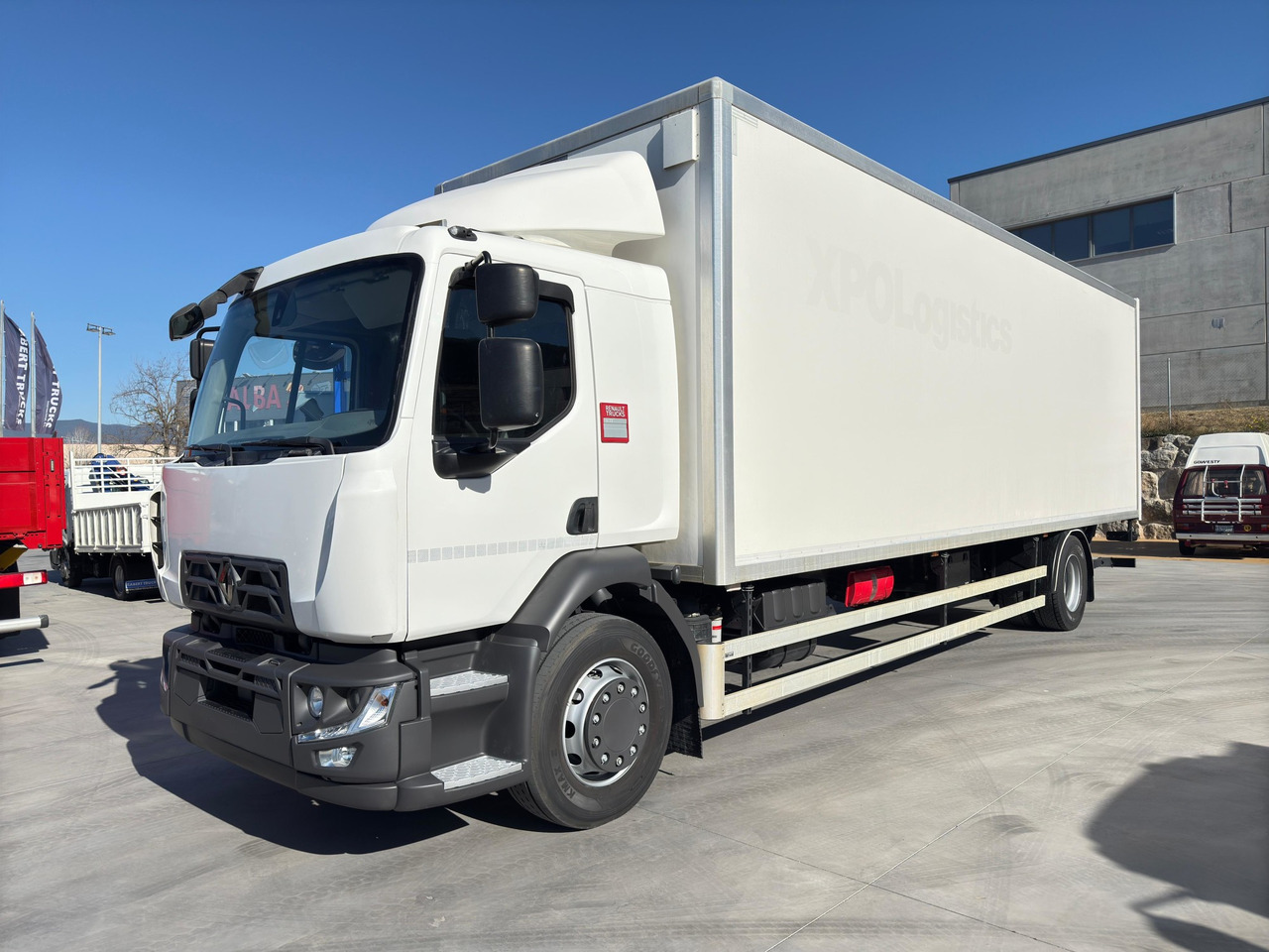 RENAULT D19.280 E6 (VAN) - Skříňový nákladní auto: obrázek 1 RENAULT D19.280 E6 (VAN) - Skříňový nákladní auto: obrázek 1