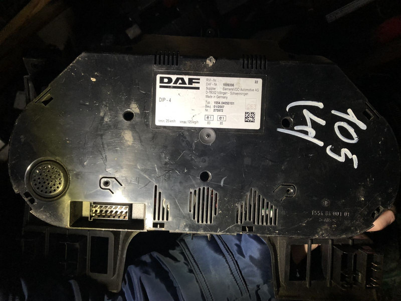 DAF XF 105 - Palubní deska: obrázek 1 DAF XF 105 - Palubní deska: obrázek 1