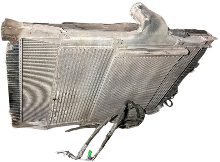 Iveco S-WAY - Chladič: obrázek 2 Iveco S-WAY - Chladič: obrázek 2