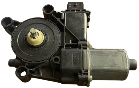 Iveco S-WAY - Stěrač: obrázek 2 Iveco S-WAY - Stěrač: obrázek 2