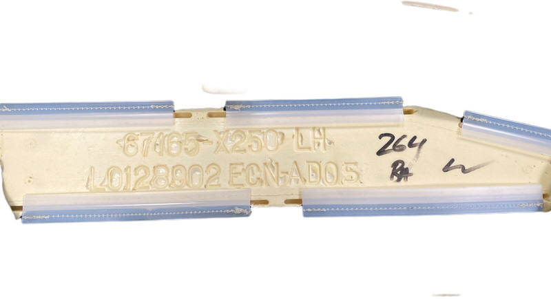 Jaguar XF 250 - Dveře a díly: obrázek 4 Jaguar XF 250 - Dveře a díly: obrázek 4