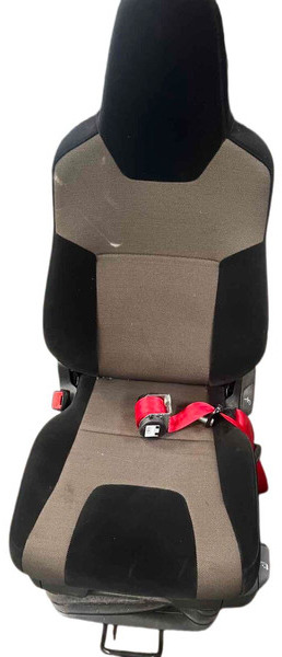 MAN 2022 - Sedaček: obrázek 3 MAN 2022 - Sedaček: obrázek 3