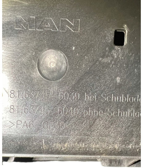 MAN - Palubní deska: obrázek 2 MAN - Palubní deska: obrázek 2