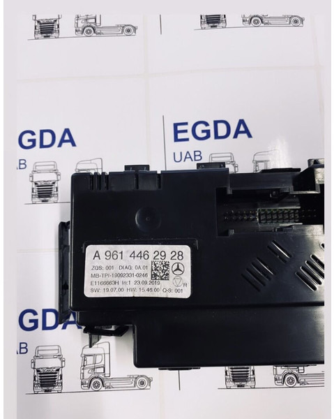 Mercedes-Benz ACTROS 6 (11) - Řídicí blok: obrázek 4 Mercedes-Benz ACTROS 6 (11) - Řídicí blok: obrázek 4