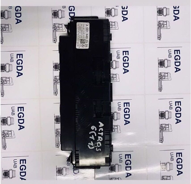 Mercedes-Benz ACTROS 6 (11) - Řídicí blok: obrázek 2 Mercedes-Benz ACTROS 6 (11) - Řídicí blok: obrázek 2