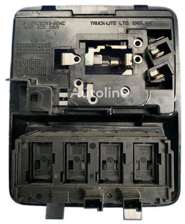 Mercedes-Benz ACTROS MP4 Euro 6 A9608200601 TRUCK-LITE cabin light - Světlo/ Osvětlení: obrázek 2 Mercedes-Benz ACTROS MP4 Euro 6 A9608200601 TRUCK-LITE cabin light - Světlo/ Osvětlení: obrázek 2