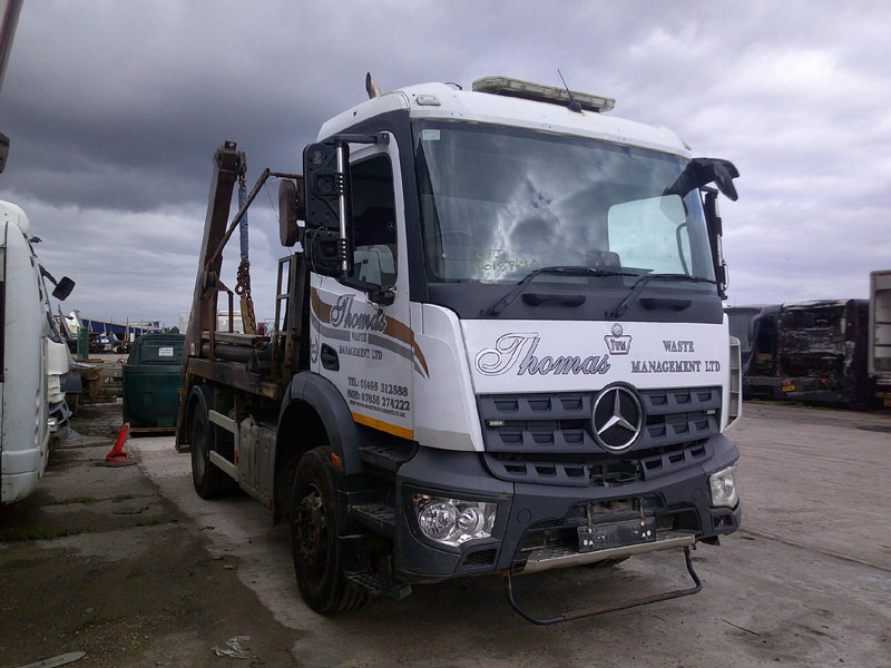 Mercedes-Benz Antos - Kabina a interiér: obrázek 2 Mercedes-Benz Antos - Kabina a interiér: obrázek 2