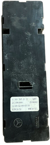 Mercedes-Benz - Řídicí blok: obrázek 3 Mercedes-Benz - Řídicí blok: obrázek 3