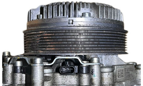 Mercedes-Benz MP5 - Vodní pumpa: obrázek 3 Mercedes-Benz MP5 - Vodní pumpa: obrázek 3