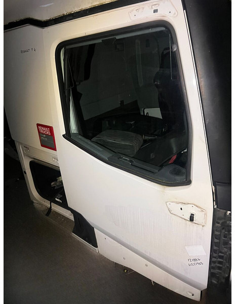 Renault 2022 doors - Dveře a díly: obrázek 1 Renault 2022 doors - Dveře a díly: obrázek 1