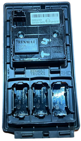 Renault - Palubní deska: obrázek 2 Renault - Palubní deska: obrázek 2