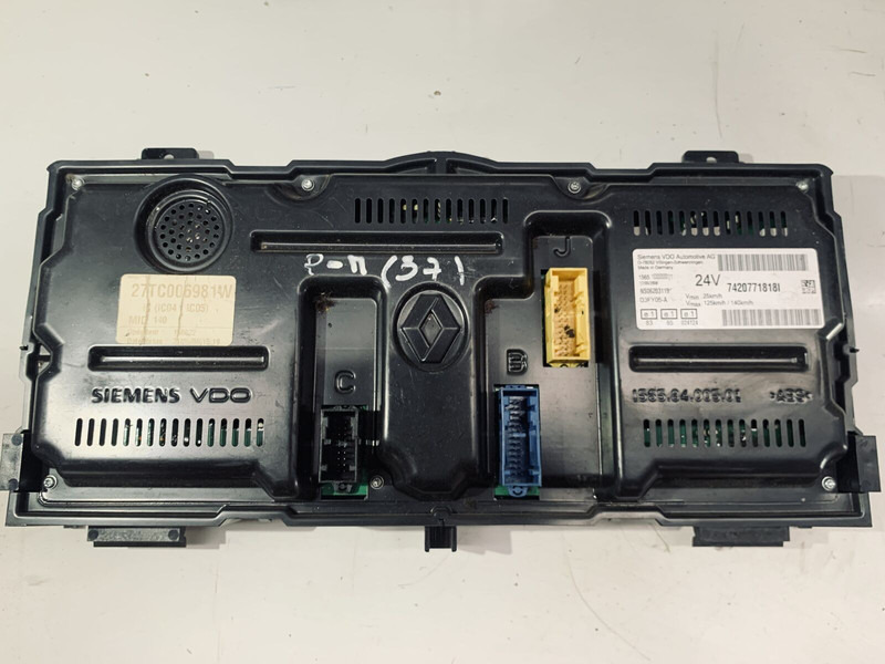 Renault PREMIUM - Palubní deska: obrázek 2 Renault PREMIUM - Palubní deska: obrázek 2