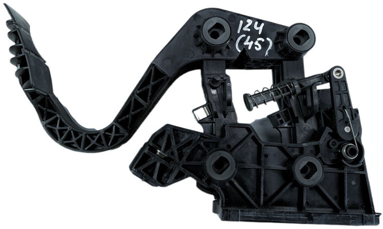 Scania 124 - Pedál: obrázek 2 Scania 124 - Pedál: obrázek 2