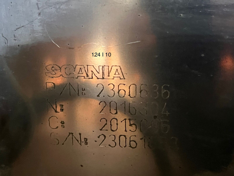 Scania R450 - Katalyzátor výfukových plynů: obrázek 4 Scania R450 - Katalyzátor výfukových plynů: obrázek 4