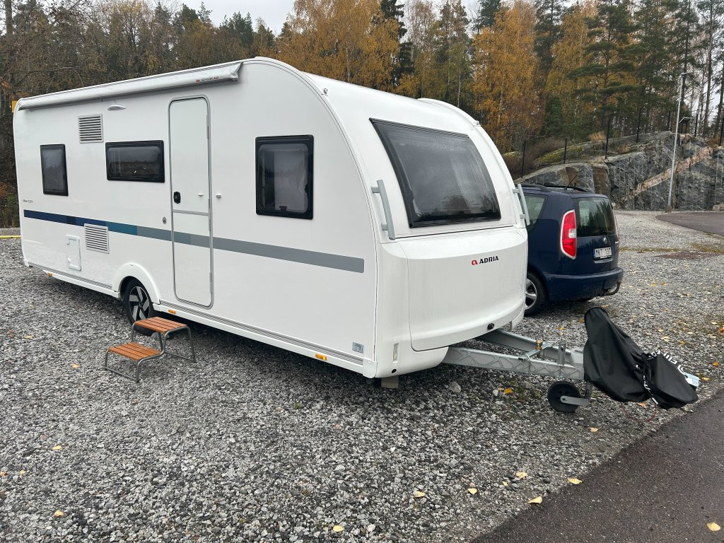 Adria 552 PK - Karavan: obrázek 1 Adria 552 PK - Karavan: obrázek 1