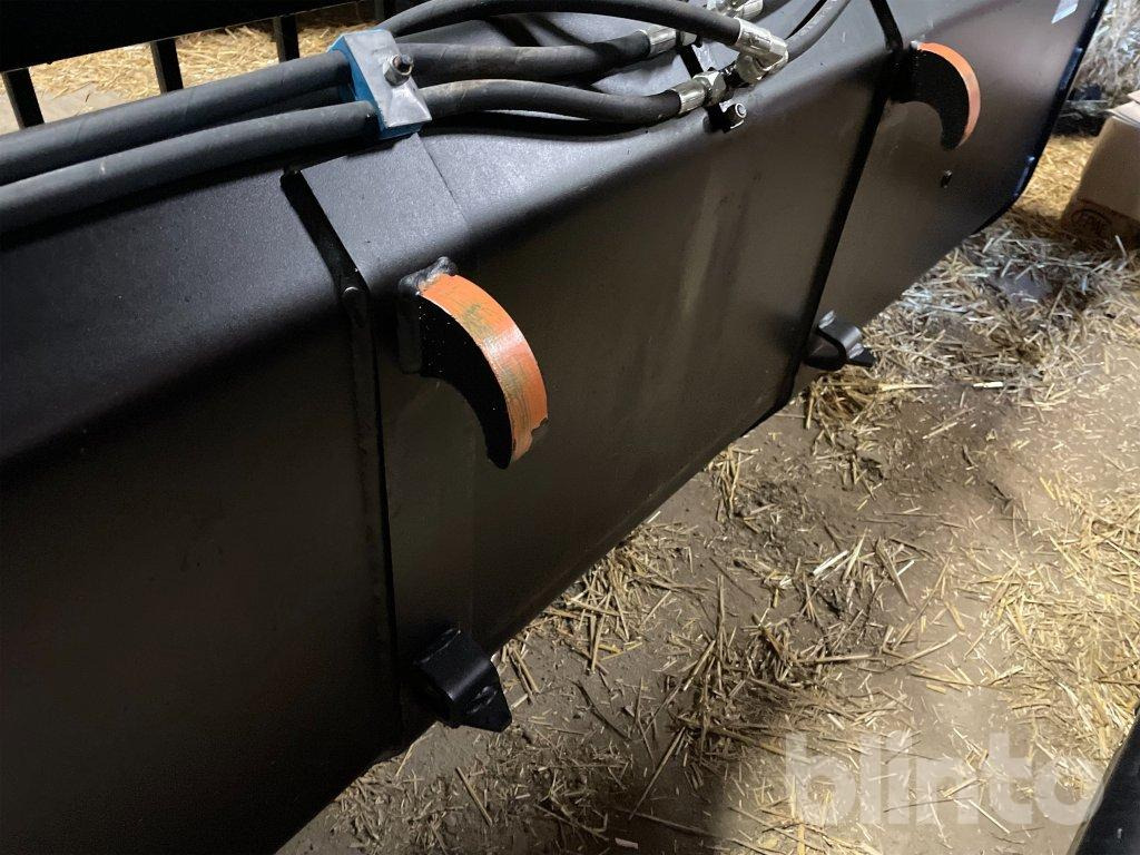 Ålö multibenne - Technika na siláž: obrázek 4 Ålö multibenne - Technika na siláž: obrázek 4