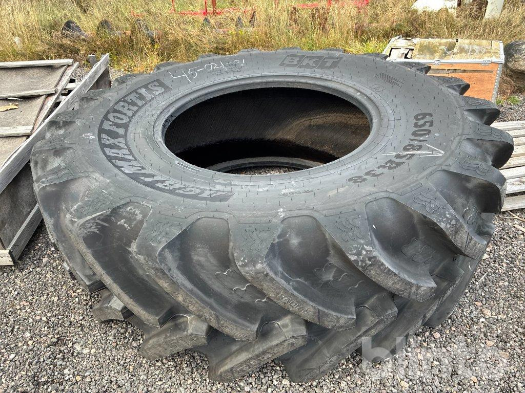 BKT Agrimax Fortis - Pneumatiky pro Zemědělská technika: obrázek 1 BKT Agrimax Fortis - Pneumatiky pro Zemědělská technika: obrázek 1