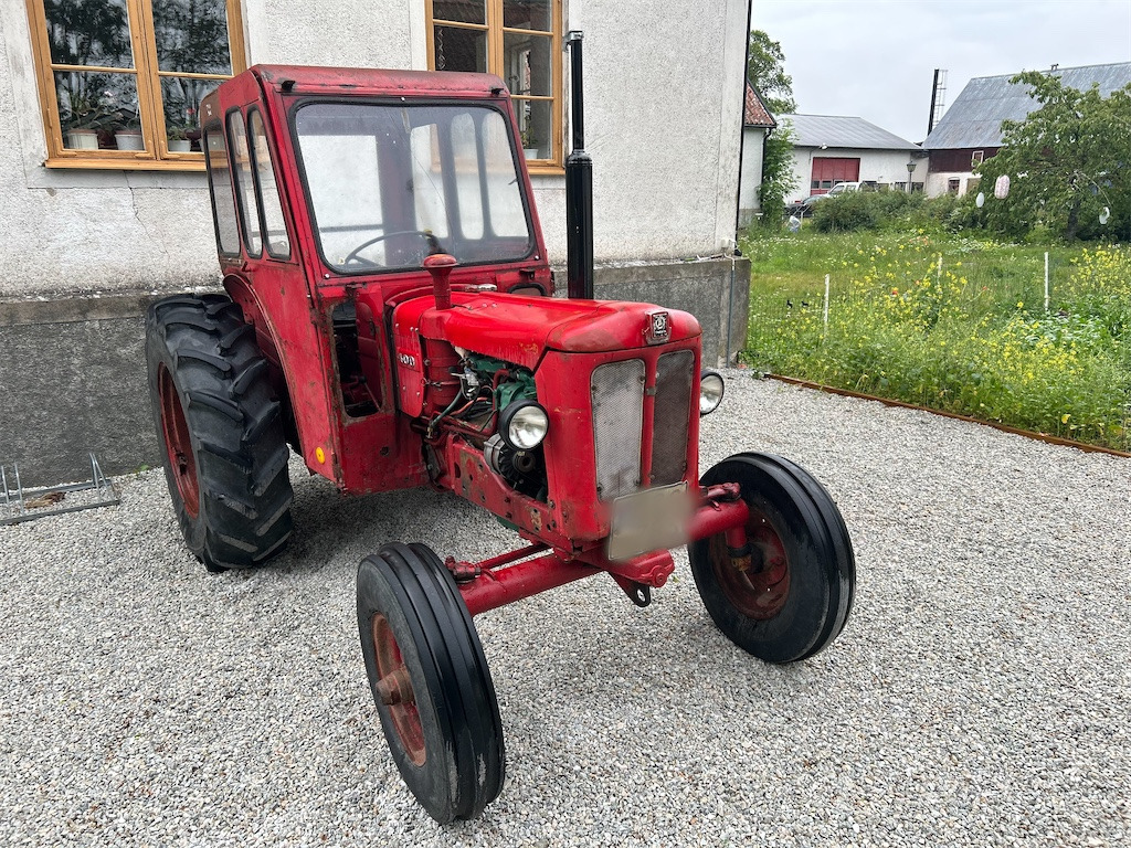 BM VOLVO 400 - Traktor: obrázek 1 BM VOLVO 400 - Traktor: obrázek 1