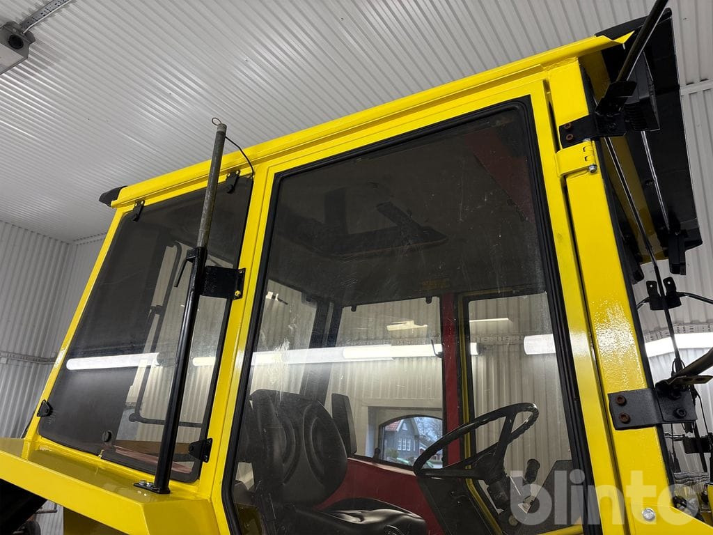 Traktor BM VOLVO VALMET 615: obrázek 46