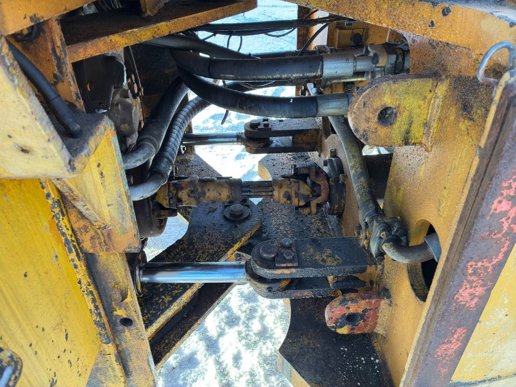 Kolový nakladač Clark 55: obrázek 22