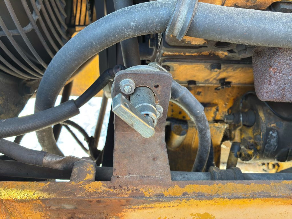 Kolový nakladač Clark 55: obrázek 27