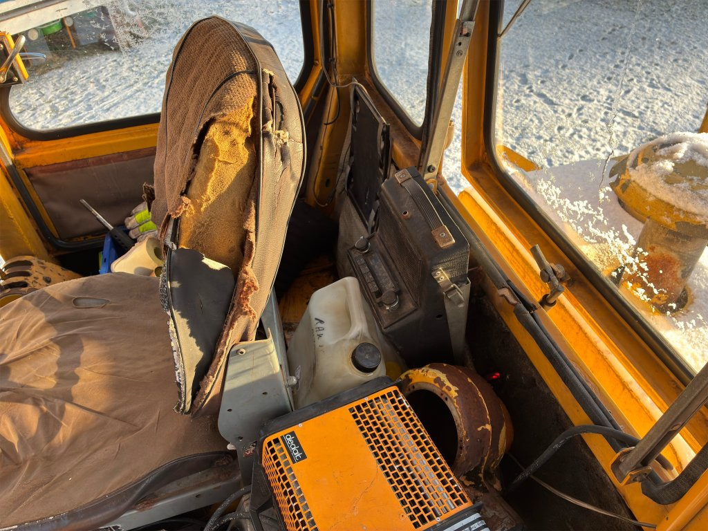 Kolový nakladač Clark 55: obrázek 34