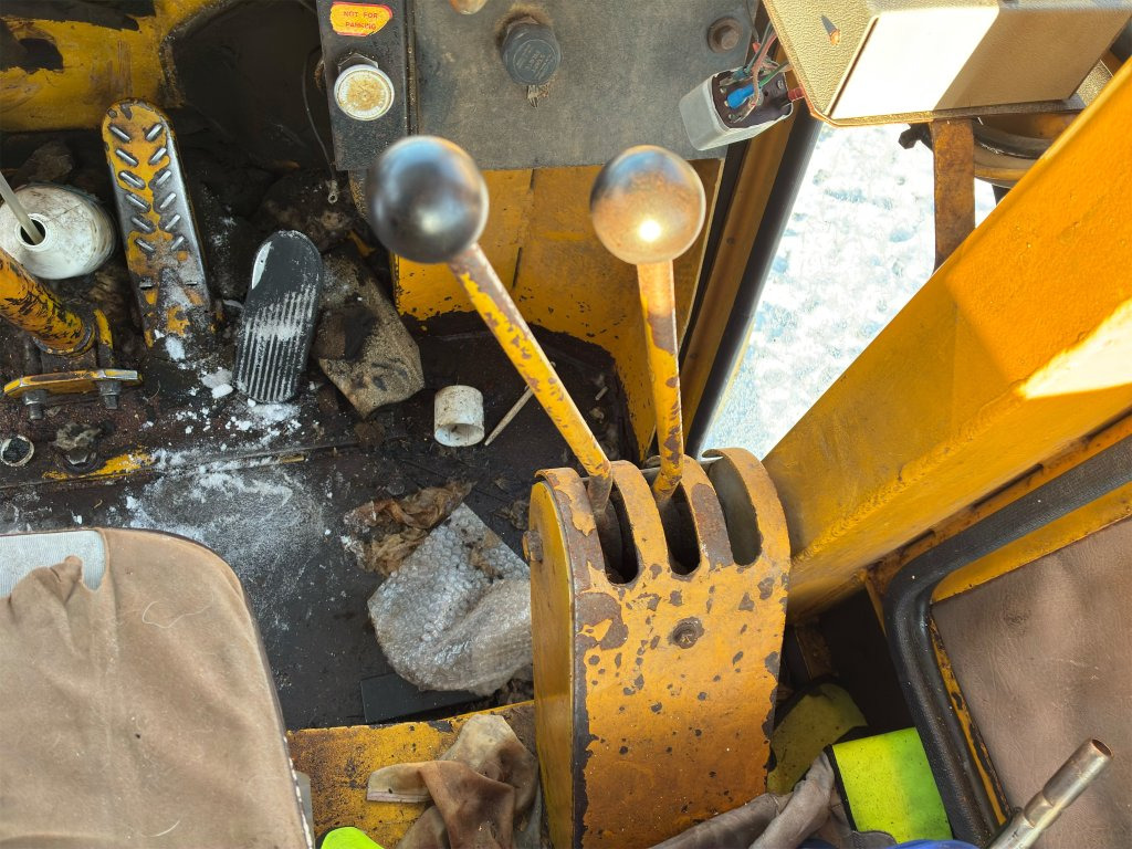 Kolový nakladač Clark 55: obrázek 35