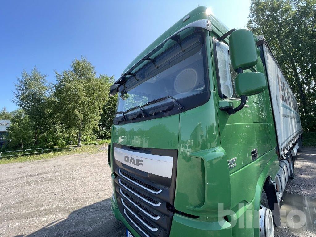 Plachtový nákladní auto DAF: obrázek 44