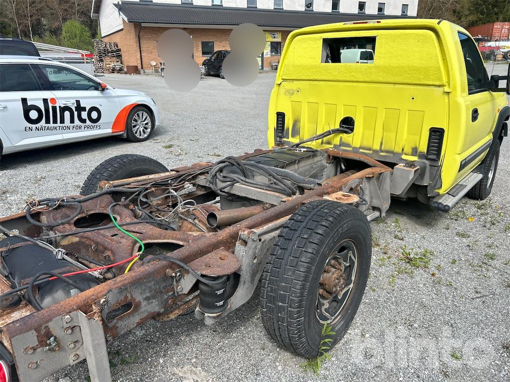 Chevrolet V8 8.1 liter - Dodávka: obrázek 4 Chevrolet V8 8.1 liter - Dodávka: obrázek 4