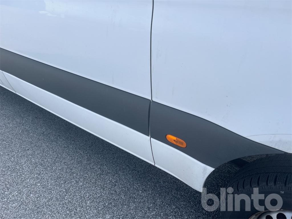 Dodávka MERCEDES-BENZ Sprinter: obrázek 42