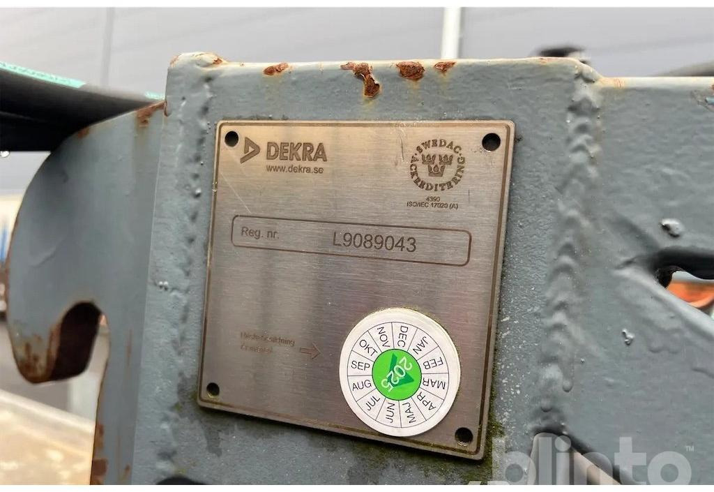 Teleskopický manipulátor Genie GTH 4017 SX: obrázek 41