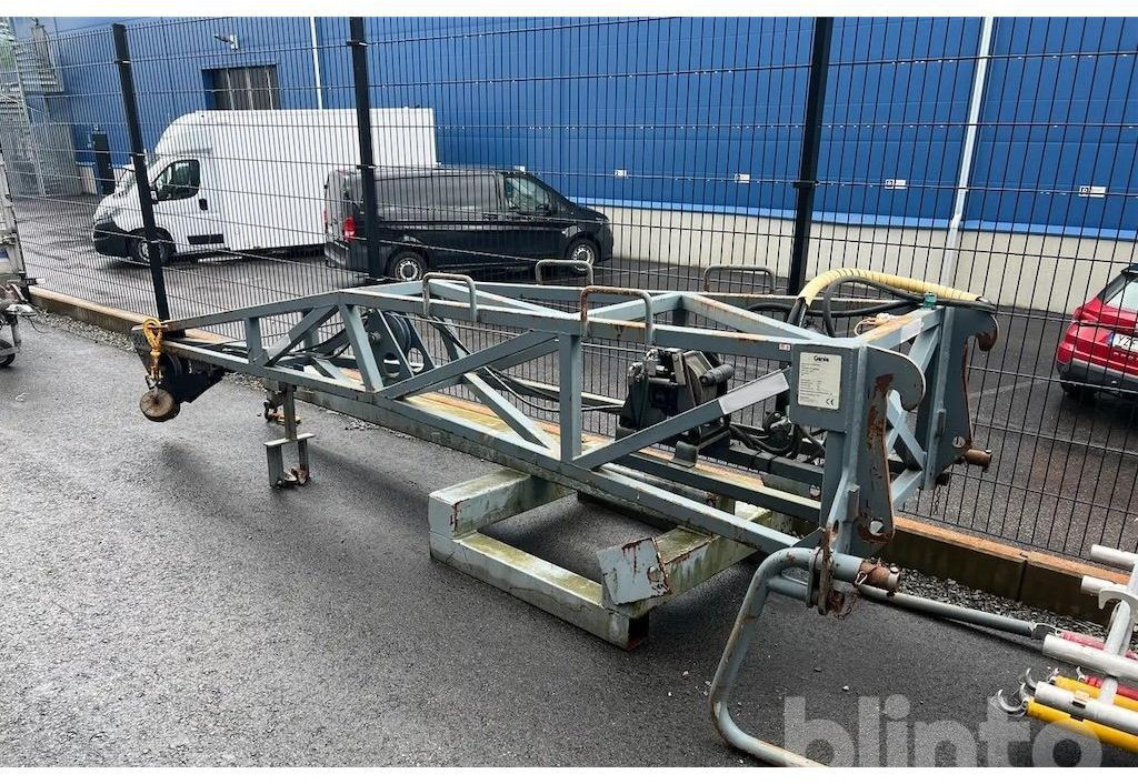 Teleskopický manipulátor Genie GTH 4017 SX: obrázek 35