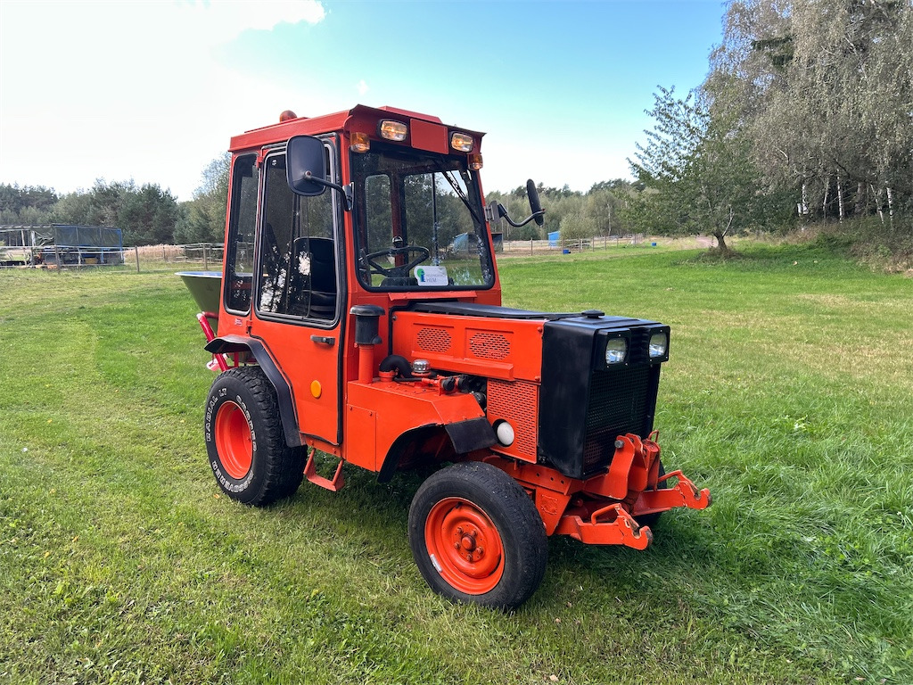 HOLDER P70C-460 - Komunální traktor: obrázek 3 HOLDER P70C-460 - Komunální traktor: obrázek 3