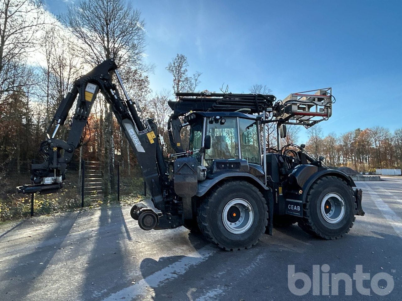 HUDDIG 1260C - Rýpadlo-nakladač: obrázek 5 HUDDIG 1260C - Rýpadlo-nakladač: obrázek 5