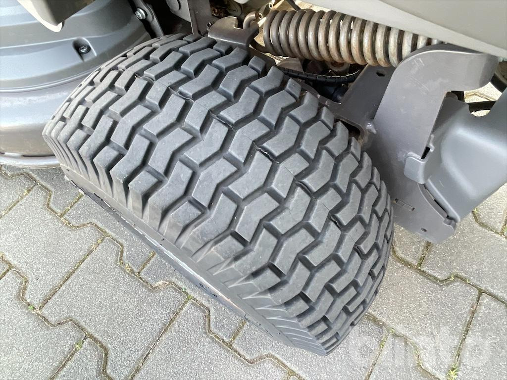 Sekačka na trávu HUSQVARNA RC 320 TS AWD: obrázek 19