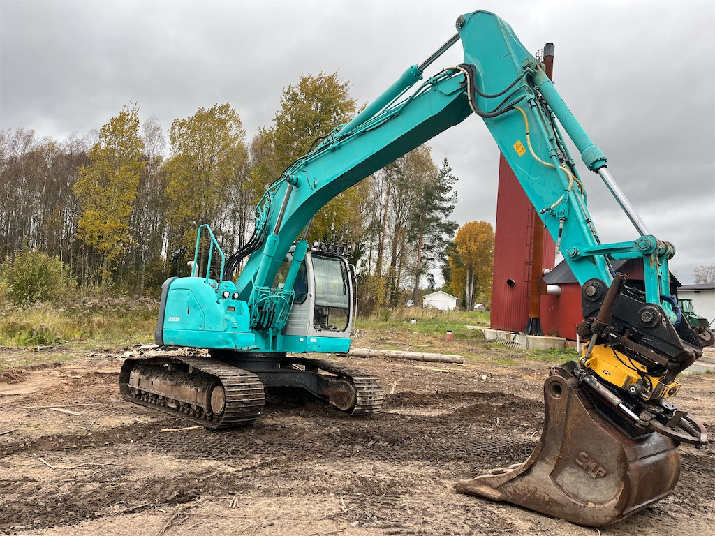 Kobelco SK 235SR - Pásové rýpadlo: obrázek 4 Kobelco SK 235SR - Pásové rýpadlo: obrázek 4