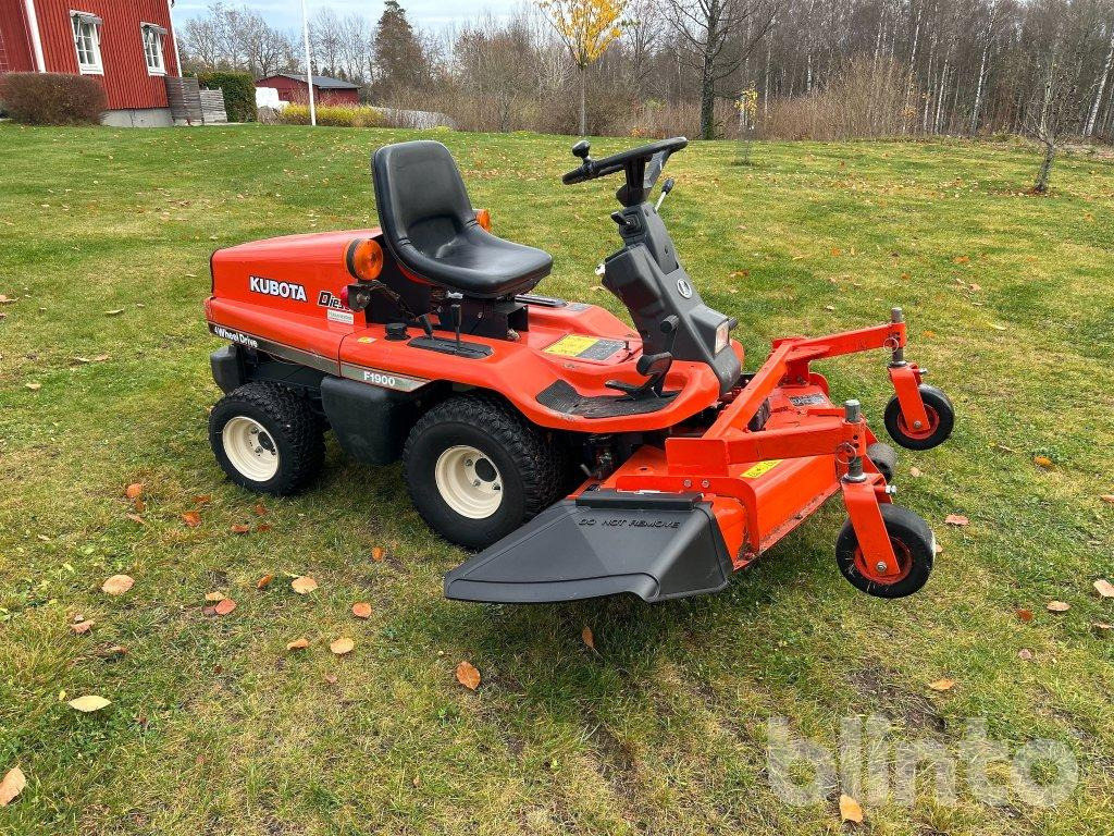 Kubota - Sekačka na trávu: obrázek 1 Kubota - Sekačka na trávu: obrázek 1