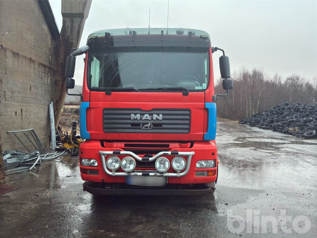 MAN TGA 35.480 8X4-4 BL - Hákový nosič kontejnerů, Auto s hydraulickou rukou: obrázek 2 MAN TGA 35.480 8X4-4 BL - Hákový nosič kontejnerů, Auto s hydraulickou rukou: obrázek 2